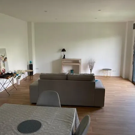 De Village Apartman